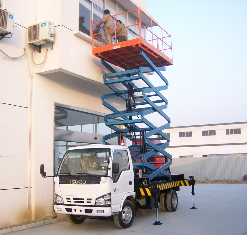 福建汽车载剪叉式升降机